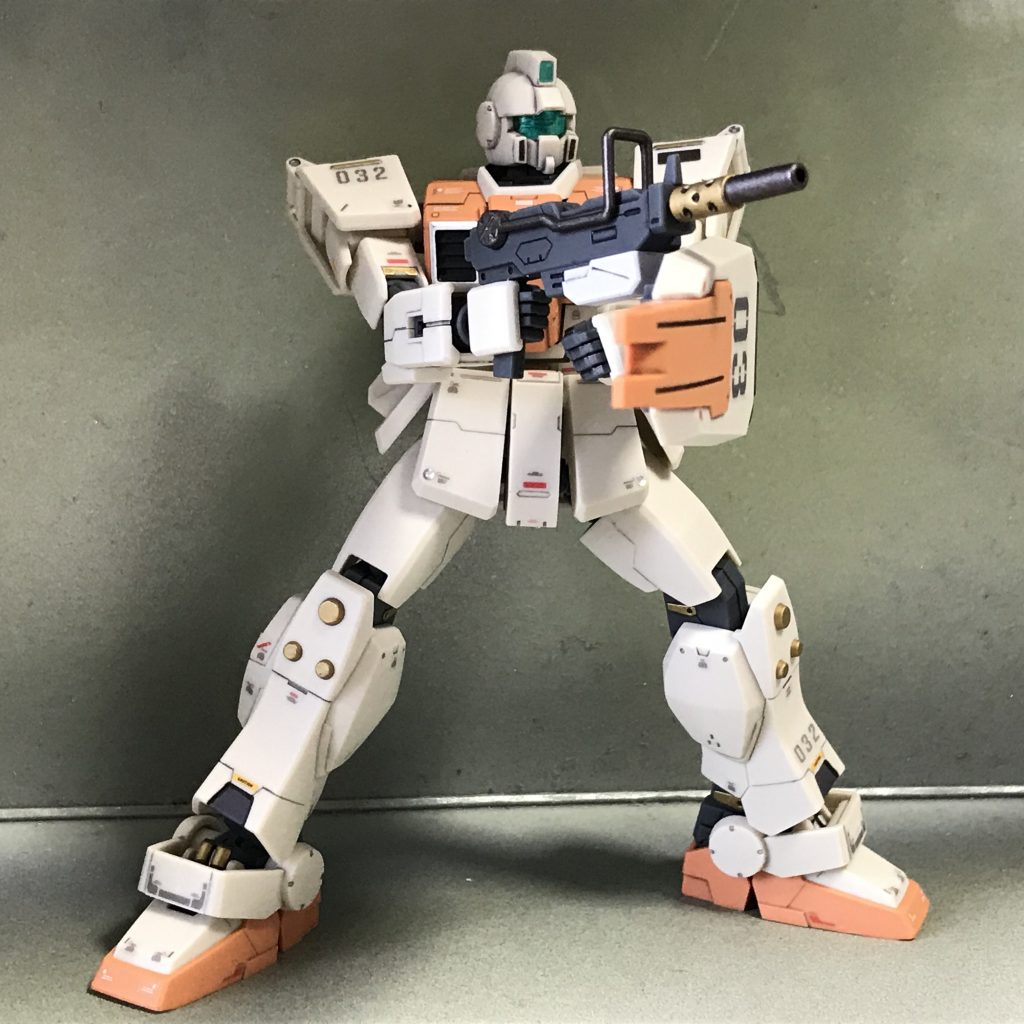 03小隊の2号機という設定にしてあります。私自身が三男で、なんでも二流だからです（笑）