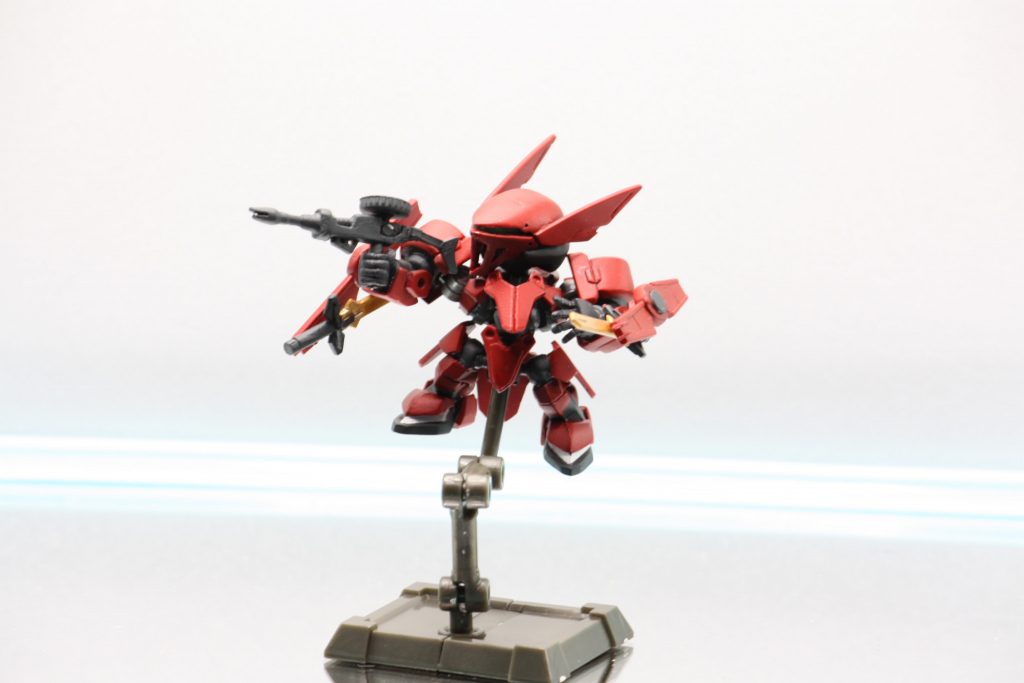 ブレードをシールドで保持もできます