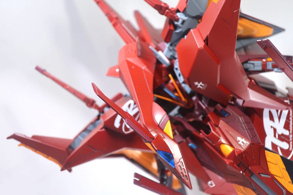 規模がデカすぎてほぼポージングは皆無