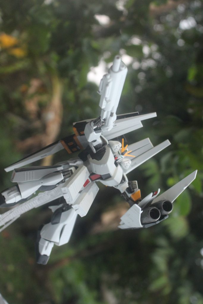 nu gundam の素組み–4枚目/制作者：San Toni