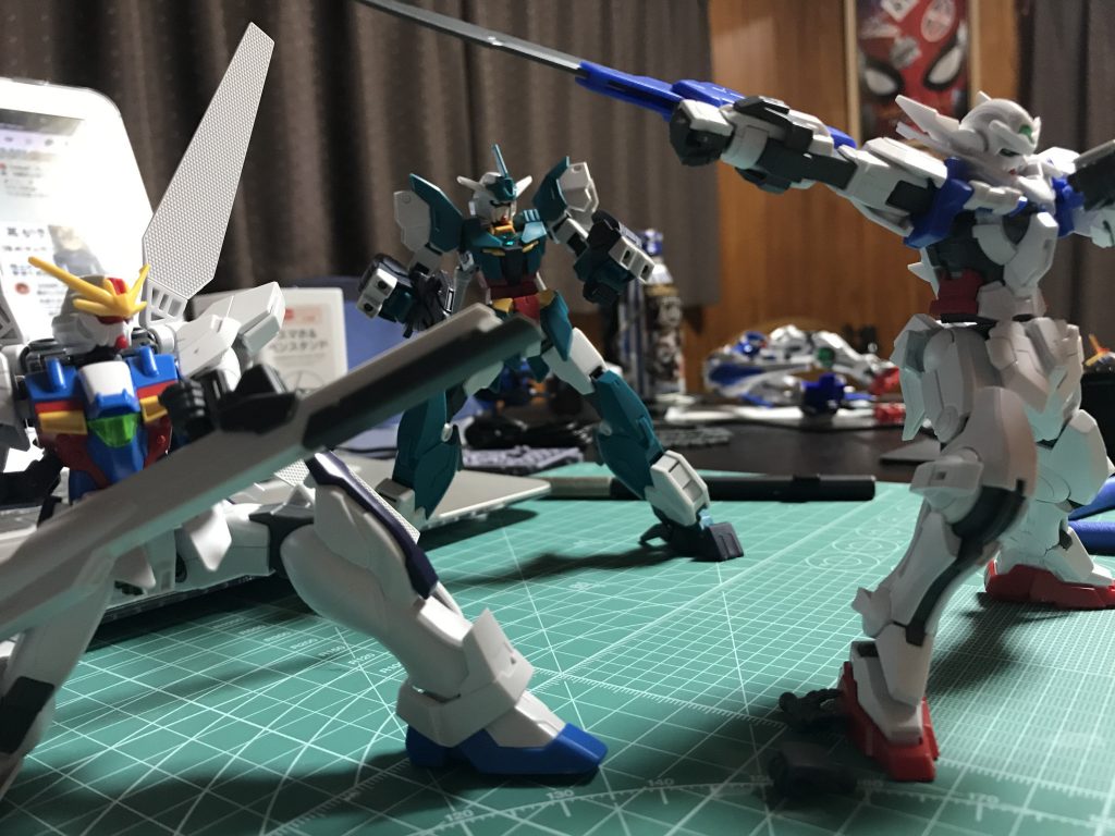 シリーズの壁を超えた並びは結構かっこいいですね。絵になります