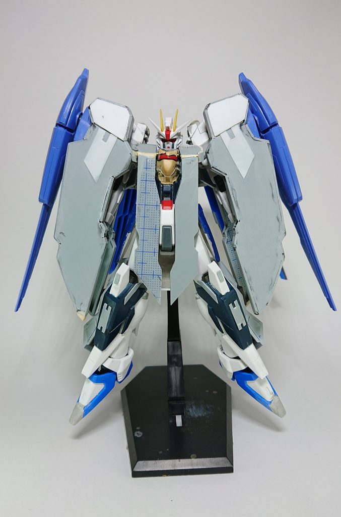 制作途中ではこのようにフルクロスに似たナニカを制作していましたが正直あんまり気に入らなかったのでボツに