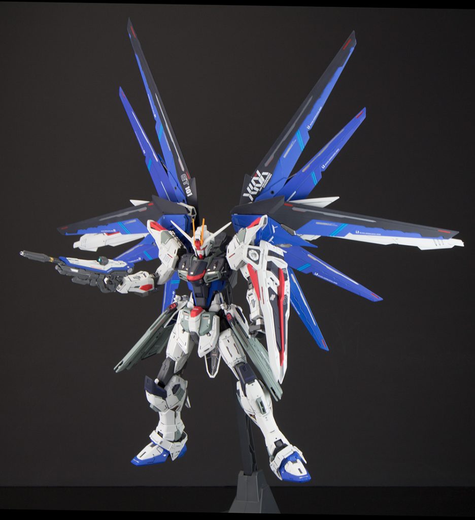 MG　フリーダムガンダムVer2.0–5枚目/制作者：xenno(ゼノ)