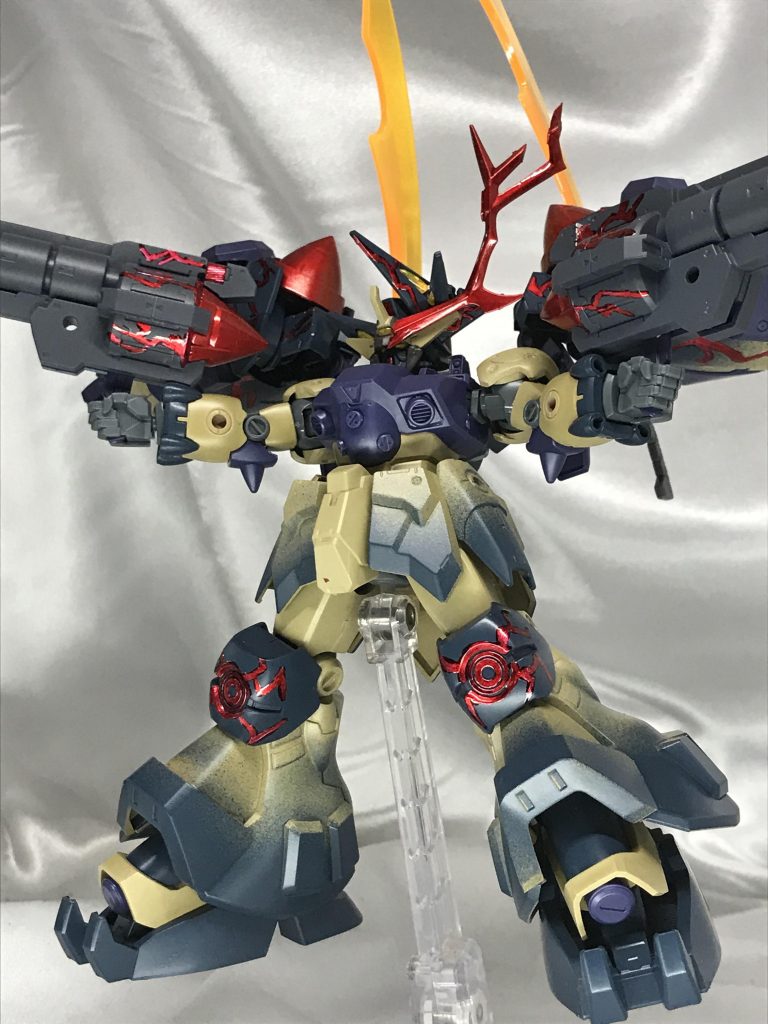 ローリングツインバズーカ。バインダーとかのを合わせて回りながらぶっ放してほしいですね!
各GNドライブから白い水蒸気が上がるようなエフェクトが欲しかった(///▽///)