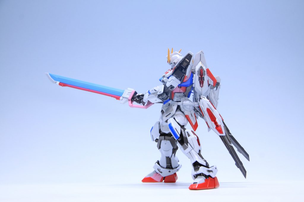 ビルドストライク–3枚目/制作者：フェイ