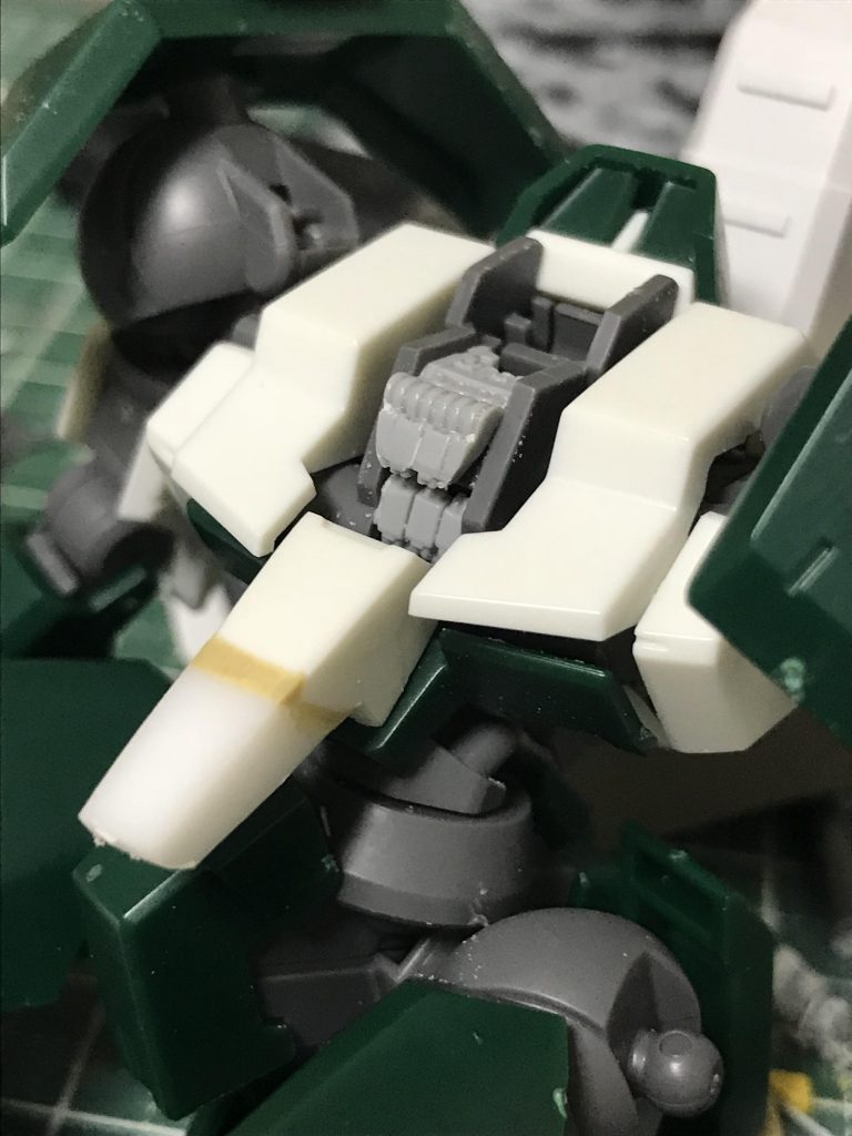 MSハンドの指パーツも調整して空洞にはめ込みました。