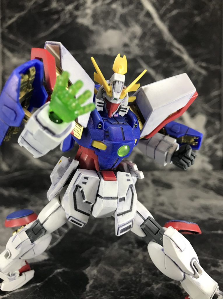 「俺のこの手が光って唸る!お前を倒せと輝き叫ぶぅ!」