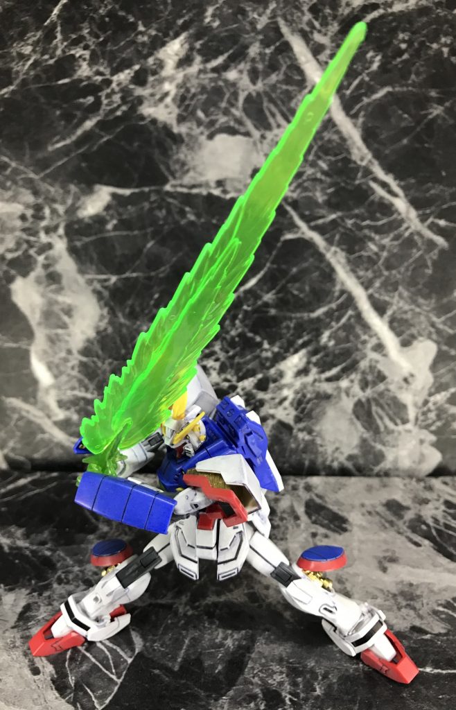 ここまで大きくしてみました!
(エピオン「私のビームソードが・・」)