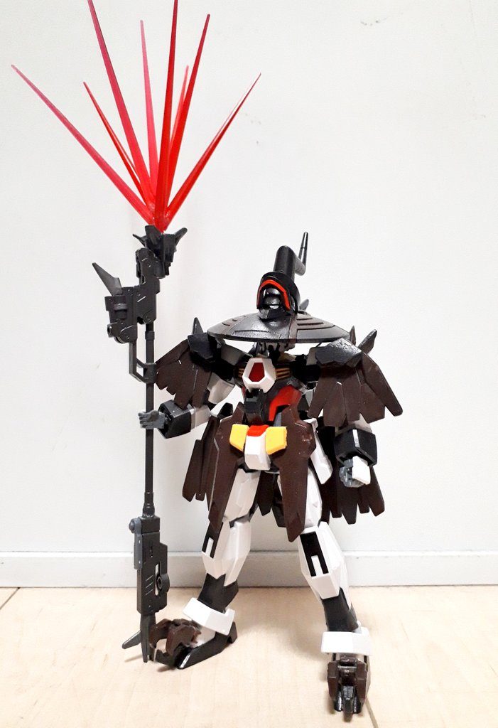 読み方は「ガンダムメイジ」
mageは魔法使い全般を表す単語だそうです