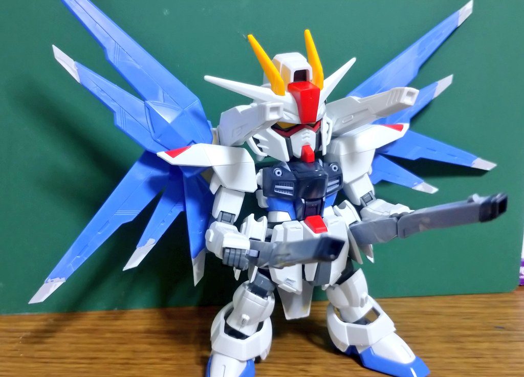 羽の先端をプラ板で延長！