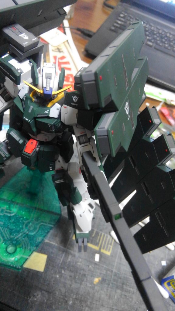 ホルスターとライフルビットは塗り分けました