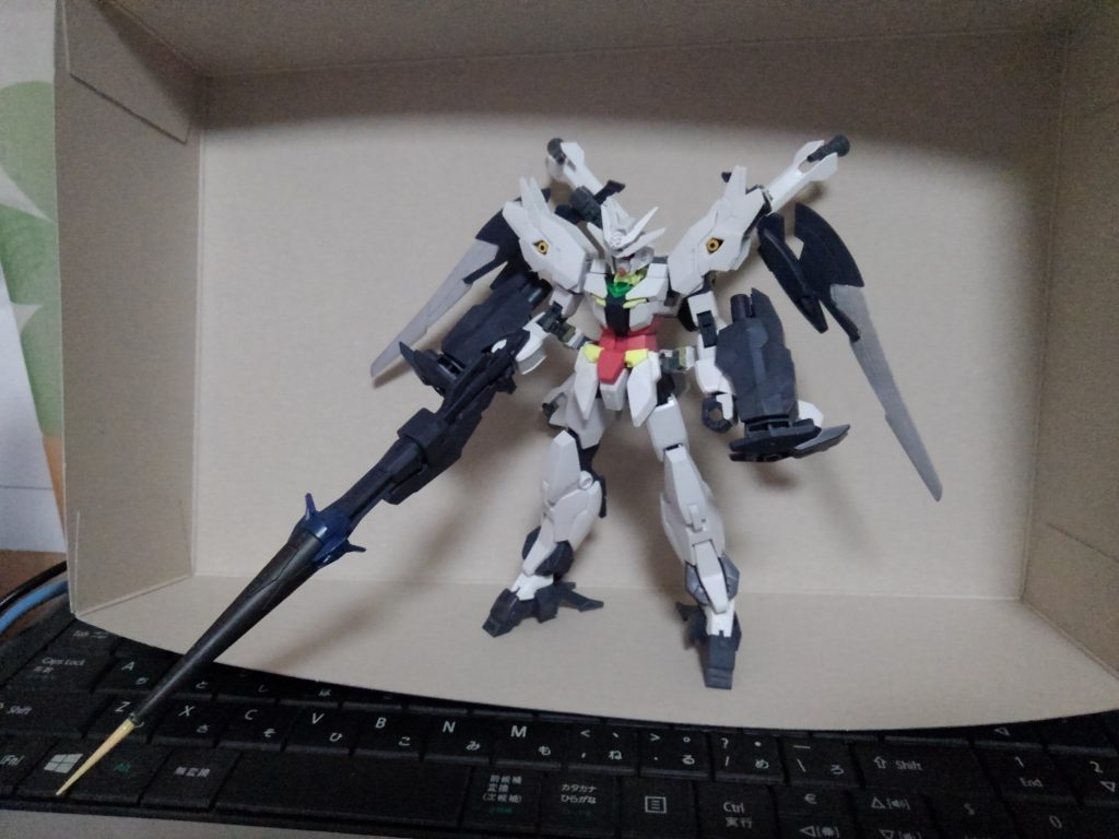 塗装前(剣は先行して塗っていましたけど)の状況です。