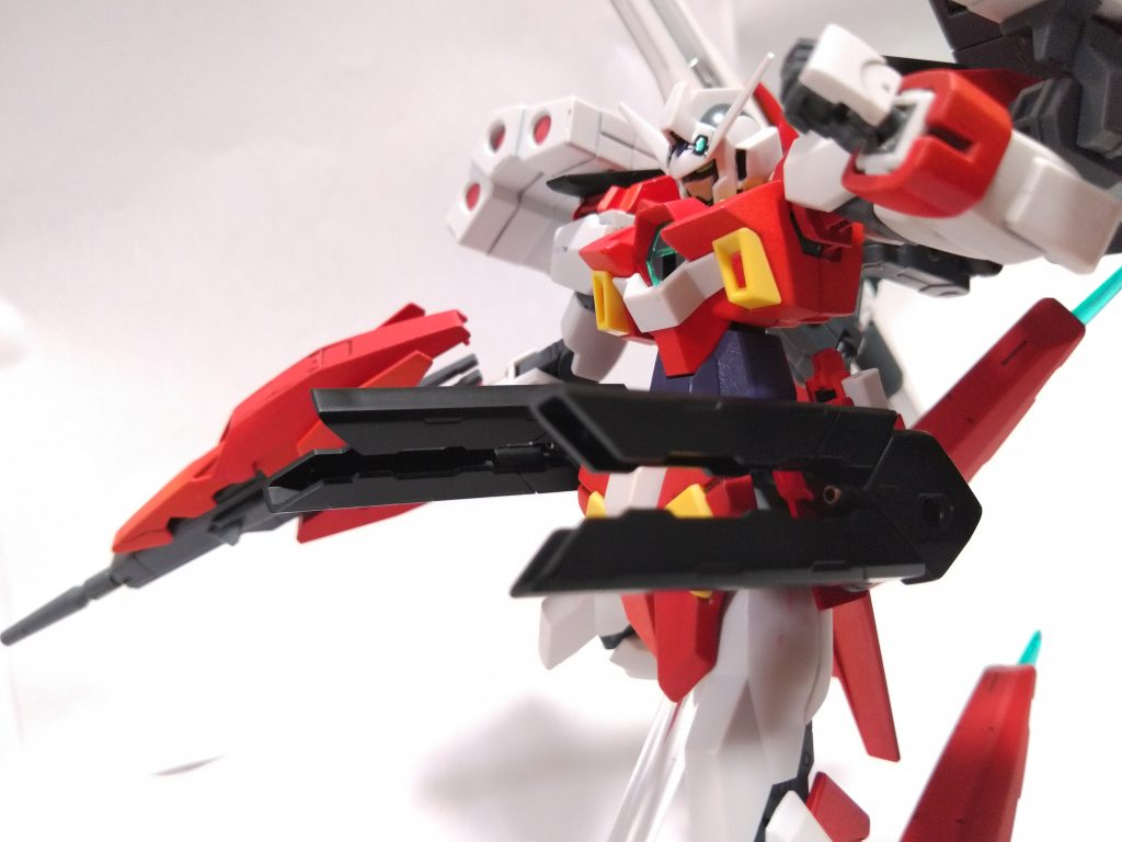 お腰につけたツインドッズヴァイザー。VAISRはVariable Abstract Intensify Speed Rifle(可変抽出式増速ライフル)の略。