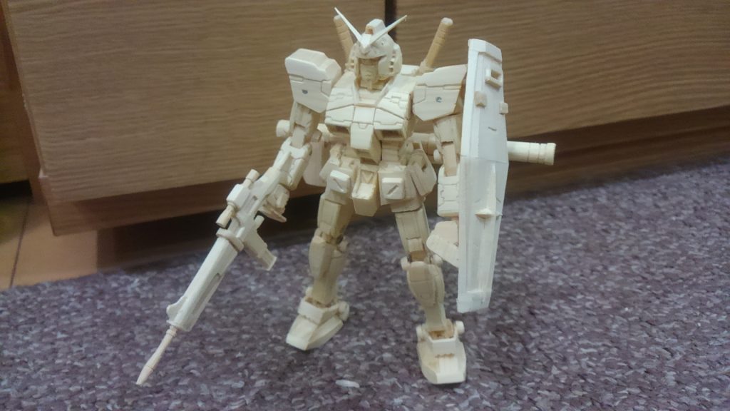 RX‐78ガンダム(1/144)木製