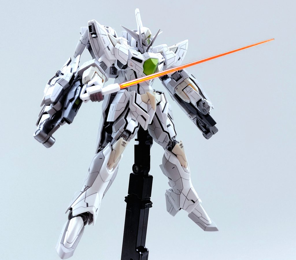 ビームサーベルはオレンジ粒子とアムロ搭乗時のピンクの2種類を用意しました!