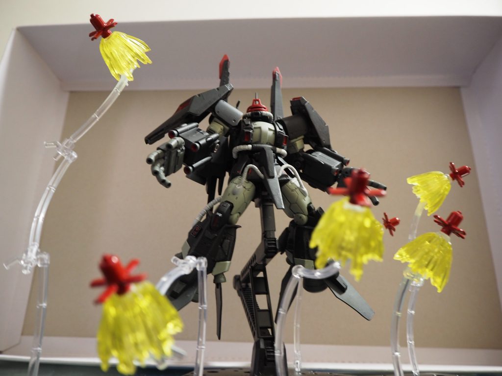 ファンネルも飛ばしてみました。