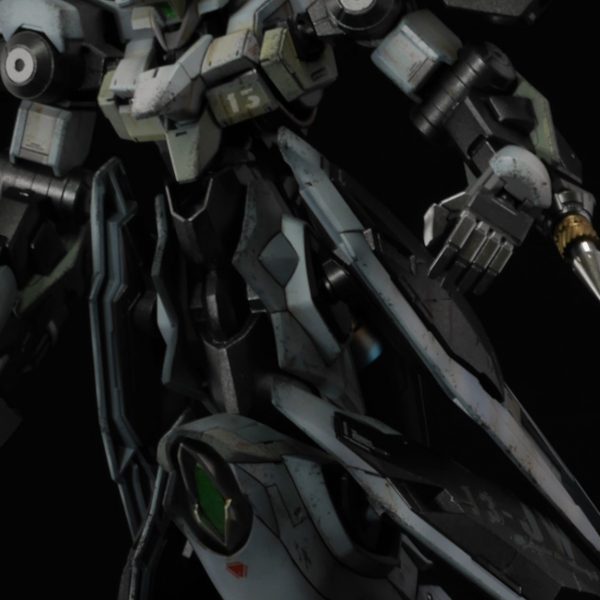 レギンレイズ強襲型”純潔のジャバウォック”