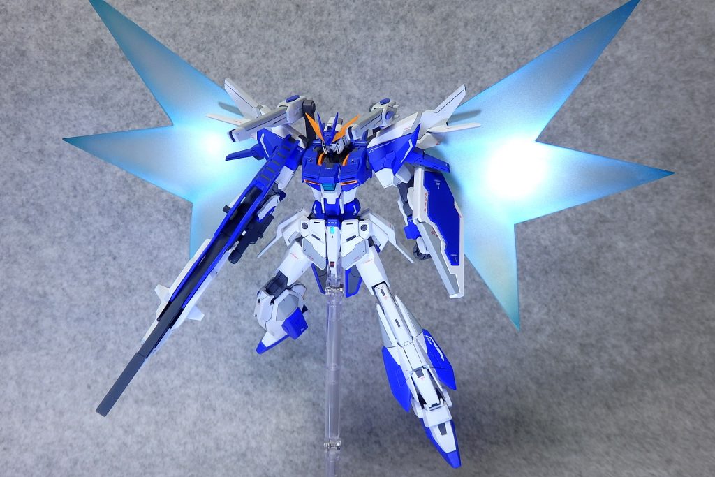 ～EX-ARMS Twincanon～
エクストラ-アームズに装備されている二門のキャノン。発射時には背部から正面に展開し砲身部が延長される。増大した機体出力を集中させることで、必殺の一撃を放つ。