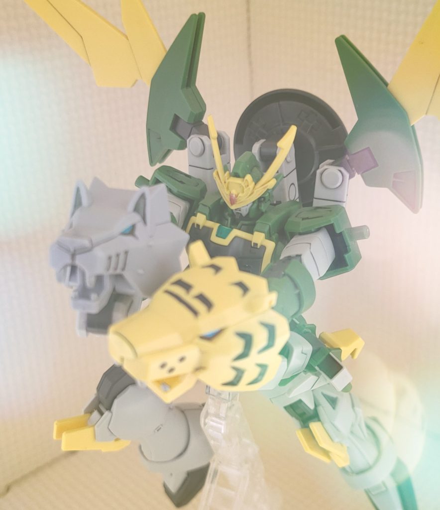 壱に天狼っ！
弐に虎吼っ！
必ぃ殺っ！
雷神散打ァァァァッ！