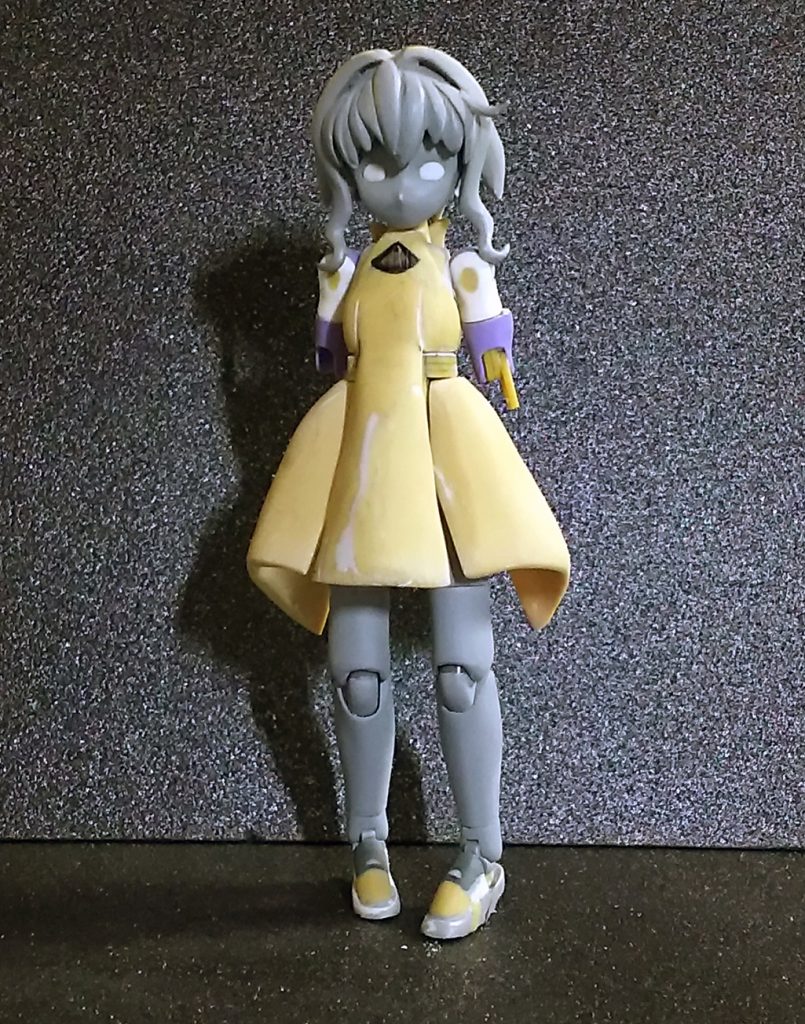 同9月の途中経過。スカートを稼働させようとか無謀な事を考えています
今考えるとそんな技量も無いのにアホですねぇ~