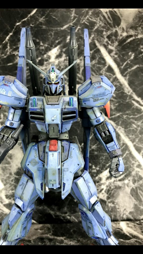 っというワケでMk-Ⅲでした！
ただHGを1/100までスケールアップさせたワケではなく、さすがにディテールはHGよりも内容が濃いREだと思いました。
自分では1/100スケールはあまり作らないタチなので、今回改めて作ってみてその「大きさ」にはやはり迫力が違うな！っと思いました。


内輪ではありますが、これをくれた皆！ちゃんと作ったからね！ありがとう！

最後までご覧いただき、ありがとうございました！
