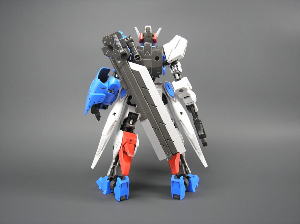 ▲パーツ一つ一つをコンパウンドで磨き「半艶」に仕上げています。