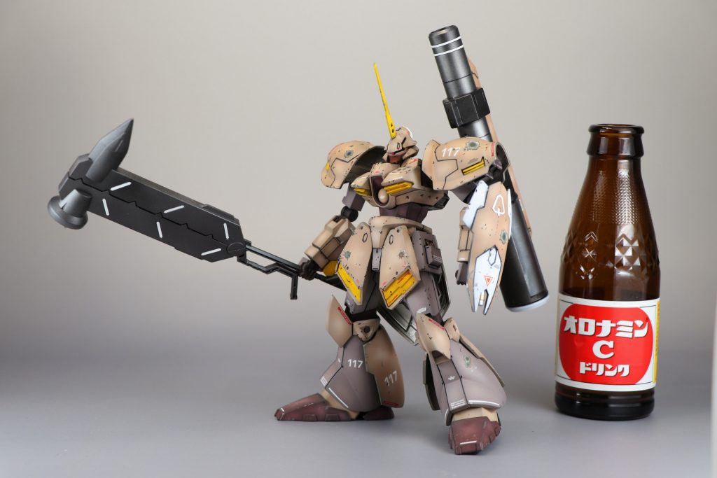 コーイチ兄さんの愛機、ガルバルディリベイクとなります。元機体から大幅に重装甲、重武装されております。