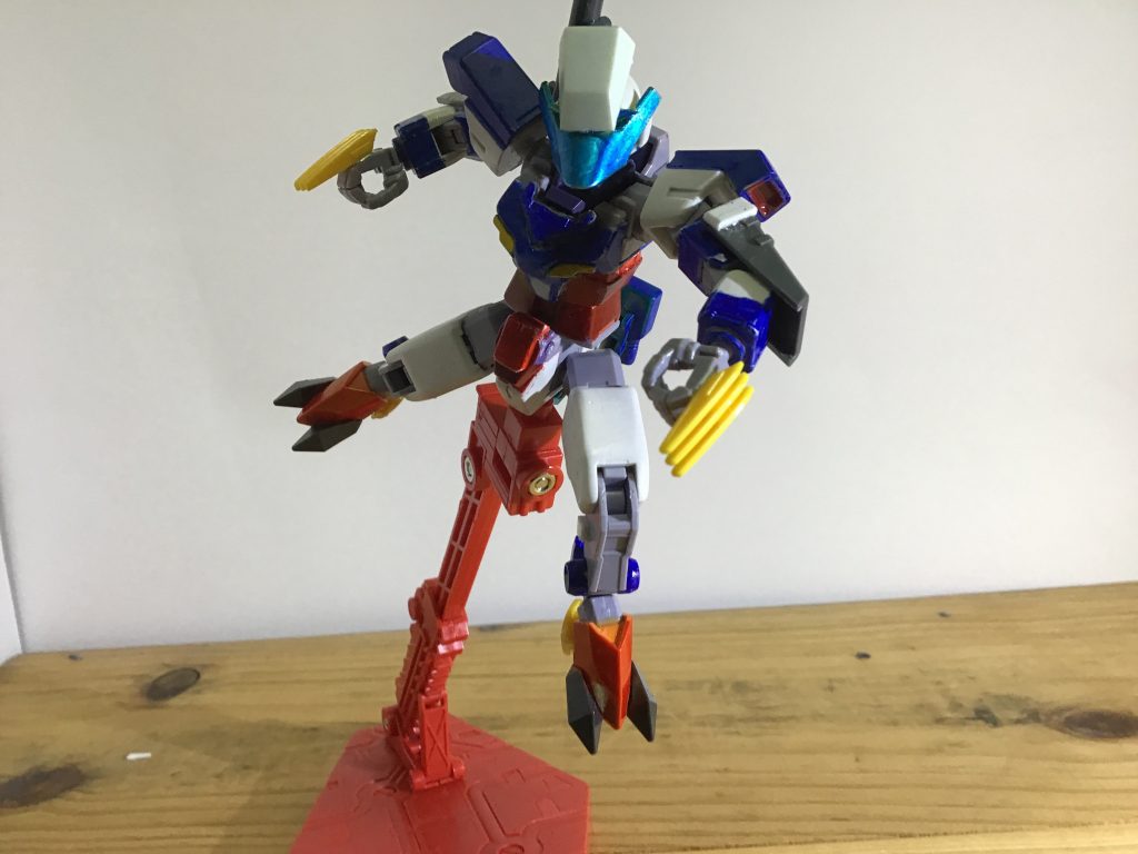 クローで攻撃！