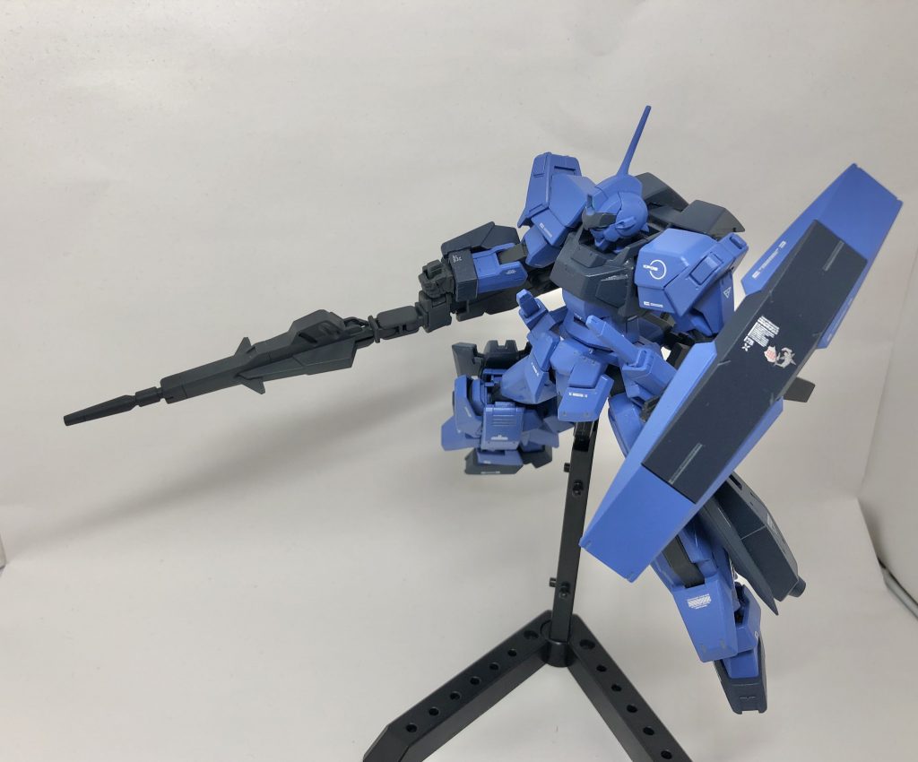 陸戦重装備仕様の折り畳み式キャノンをモチーフにした「ロングレンジ・ドッズキャノン」の展開状態です。結構無理に組み上げたので可動域は死ぬほど狭いです。この辺はＨＧ陸ペイルをそのまま再現できているのでまあ良しとしましょう（良い汗）
