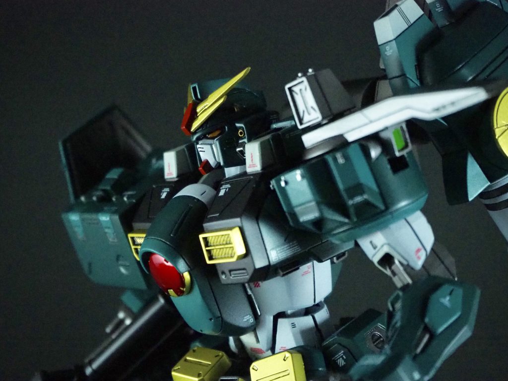 胸部センサーはメタリック調塗装
各部センサーはツヤツヤに仕上げてるので生で見ると存在感増し増し

ご覧頂きありがとうございました。