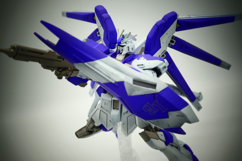 友人の撮ってくれた写真その1
HGUCはポージング難しいと苦心しながら撮ってくれました。