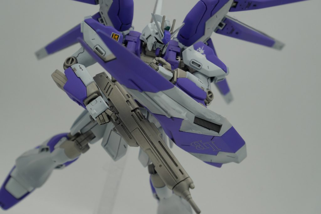 友人の撮ってくれた写真その2
楯など思いっきり塗装ミスってリタッチサボったのですが、それっぽいアクセントになったのでこれはこれで良かったかも。