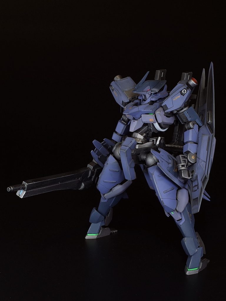 フル装備
ライフルは背中にマウントできます