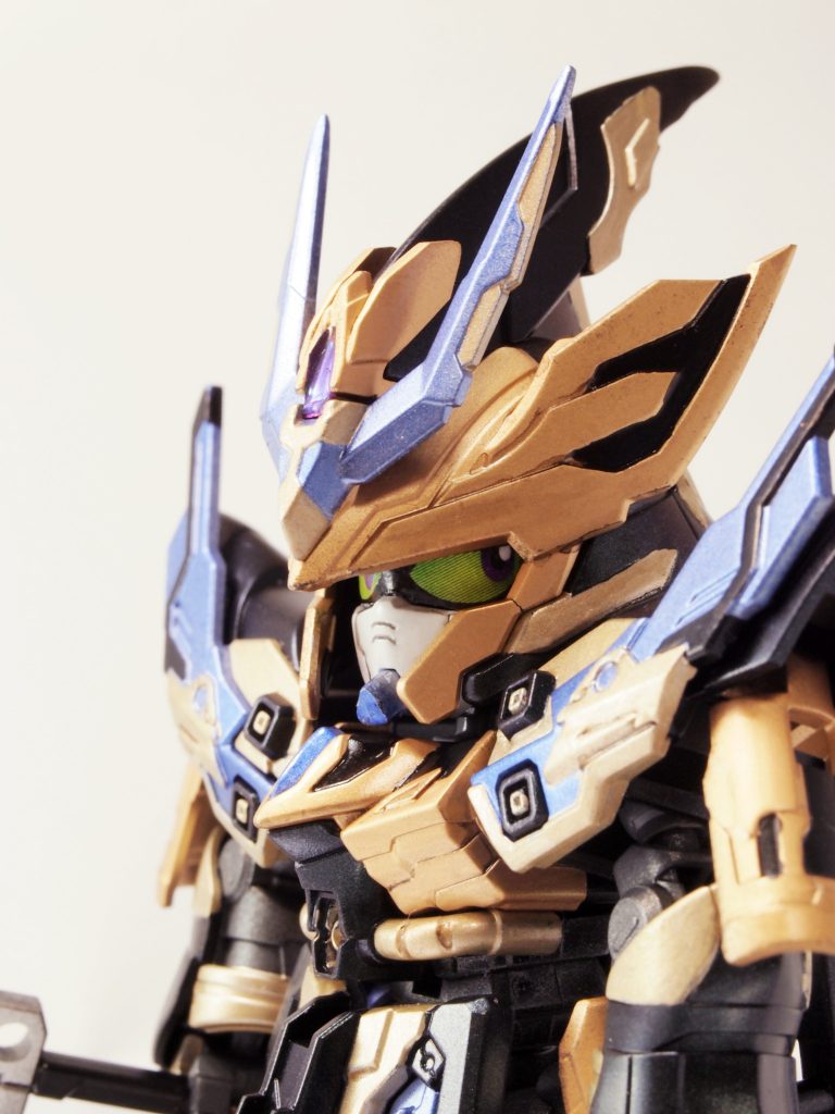 顔アップで。オリジナルのアイデカール、寄ると変な線見えますね汗
でも元より悪そうな顔になったのでヨシとします。