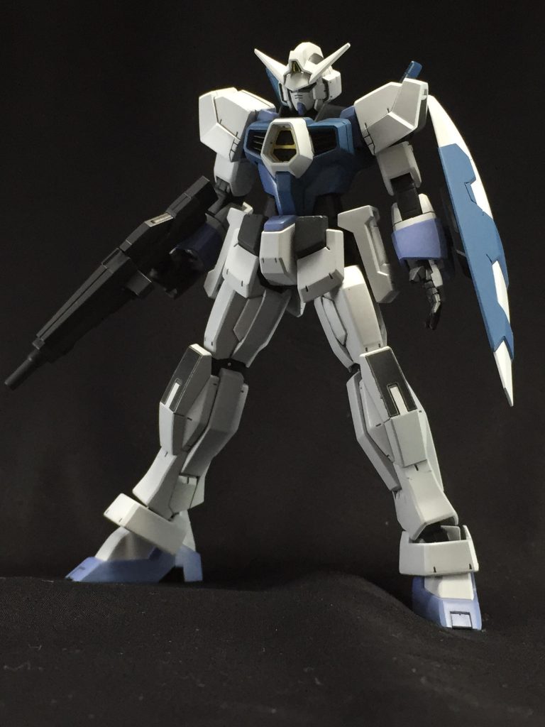 実は完成した画像をTwitterに載せた後、コメントでAGE−1に2号機があることを知りました。というよりAGEにMSVがあったんですね…
外伝機体があったりプラモの再販がかかる辺り、なんだかんだAGEが好きな人も多いのかもしれません。