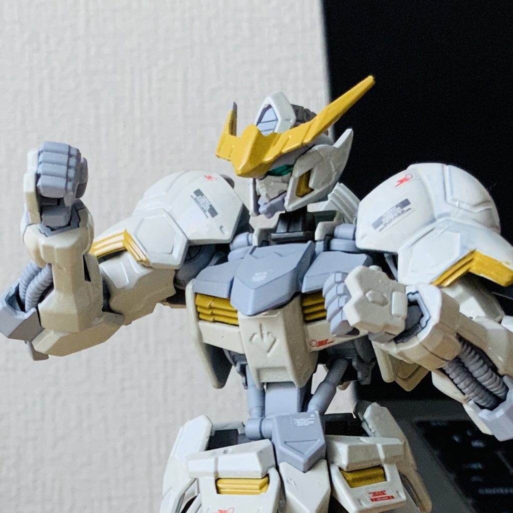 カメラはガンダムメタグリーンで大胆に塗ったら意外にぴったりでした。