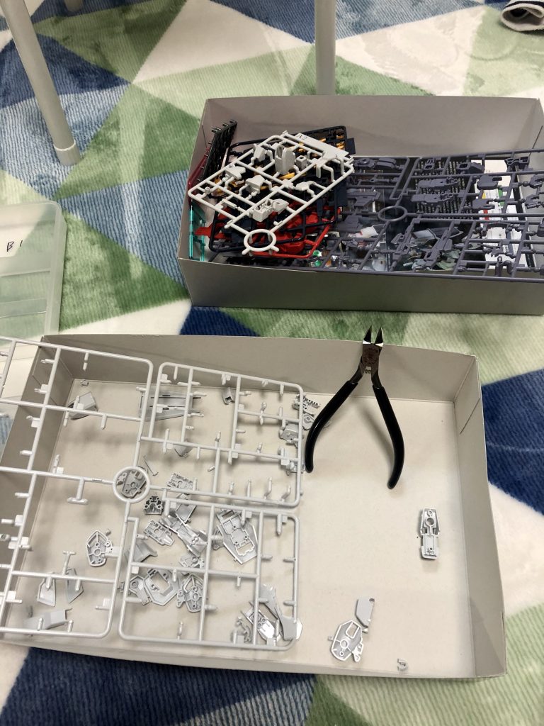 雑に切り出し笑