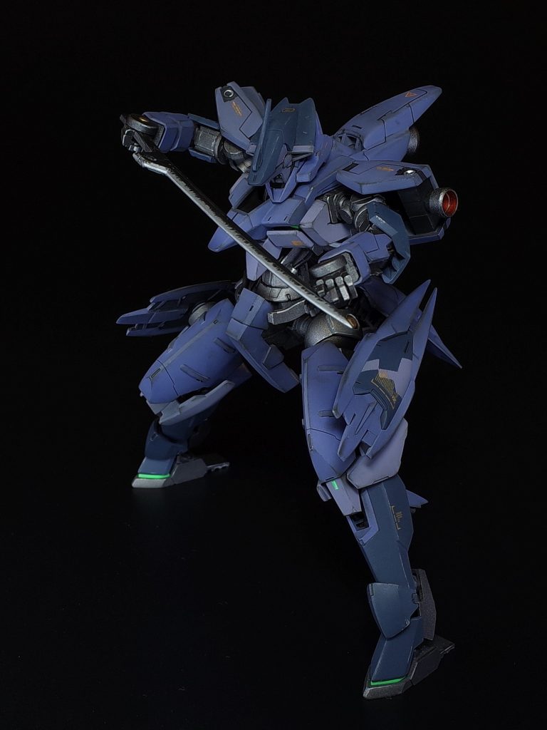 牙突の構え
ブレードの波紋はドライブラシの要領で