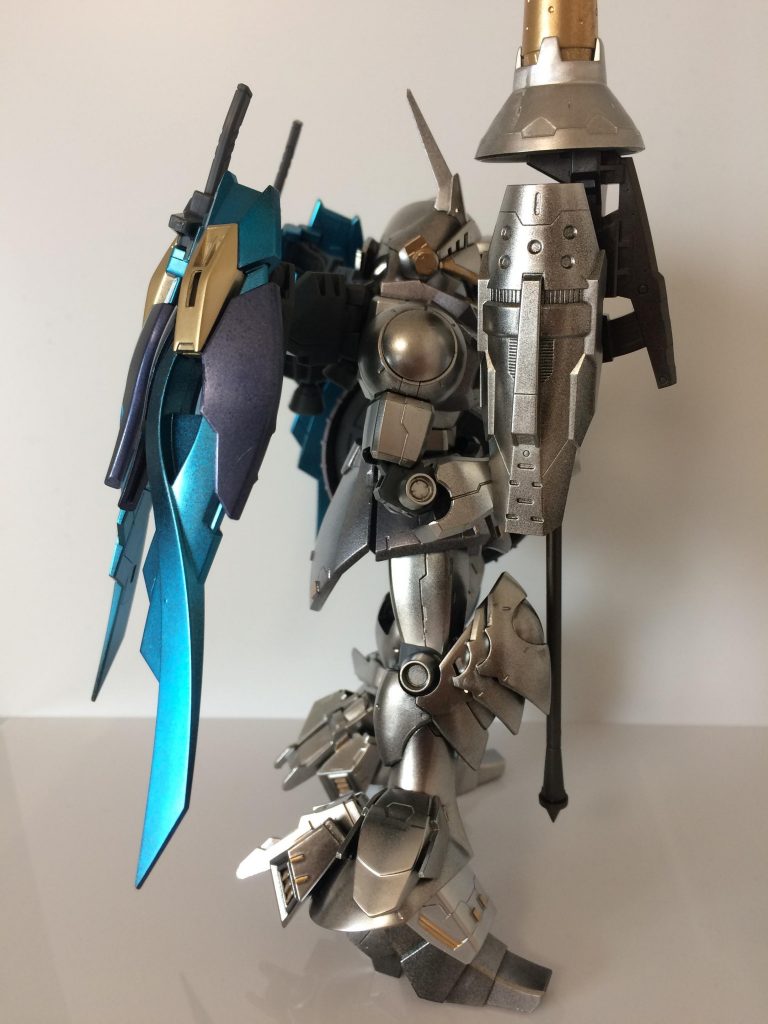 バックパック装備。
ウィングガンダム炎からでしたが、何も背負って無い方がナイトっぽくて好きです!