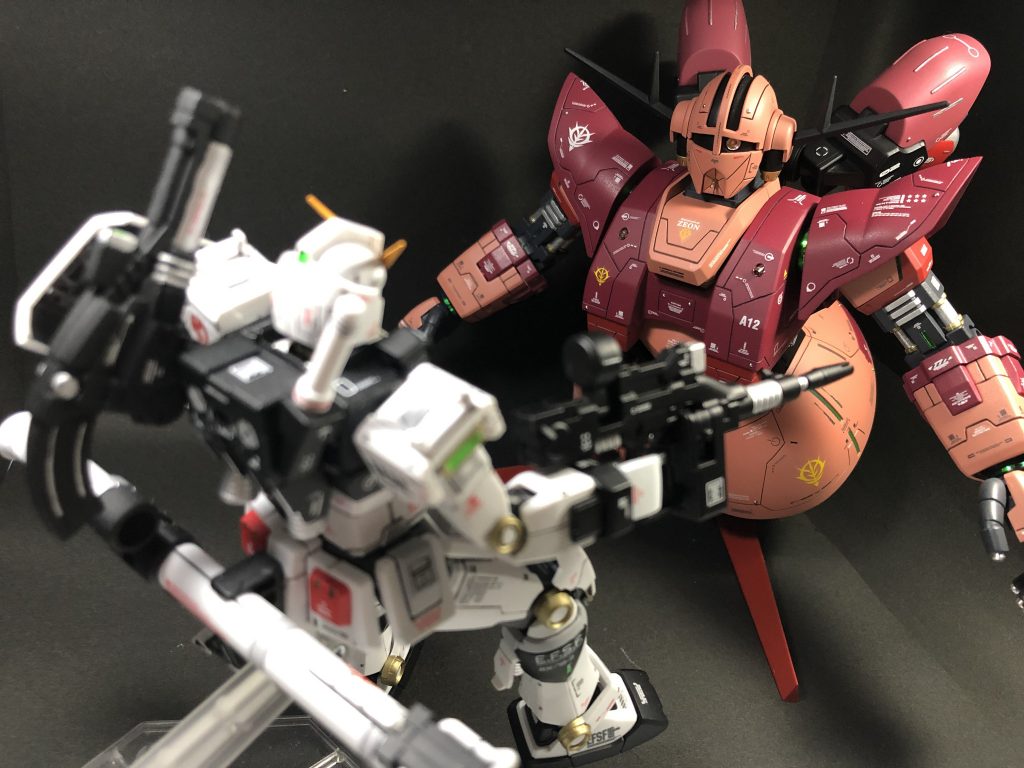 HGジオング・シャア専用カラー–9枚目/制作者：ぽんじゅ