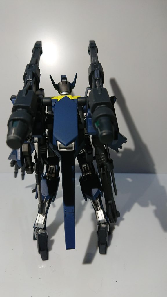 リアにスラスターを追加
アサルトナイフも1本装備してます