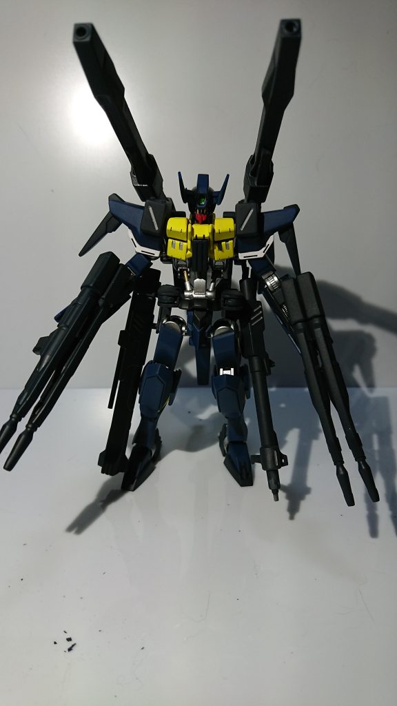 収納するとこんな感じ
お気に入りのダブルマシンガン