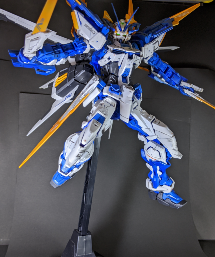 背景ガバガバ許してぇ〜
それっぽいポージングとそれっぽいアングル
ちょっと自信あります。
最後まで見て下さりありがとうございました!!