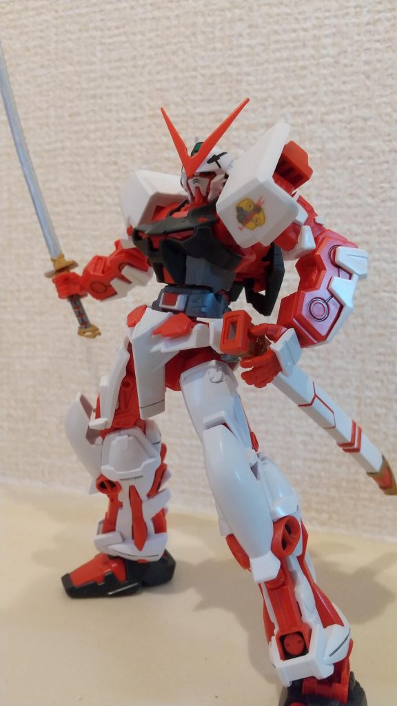 HGアストレイレッドフレーム–3枚目/制作者：バカルディ