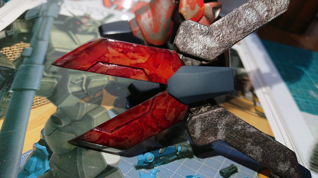 艶をあえて出さず血が塊錆び付いた
イメージを表現したかったがやり過ぎた