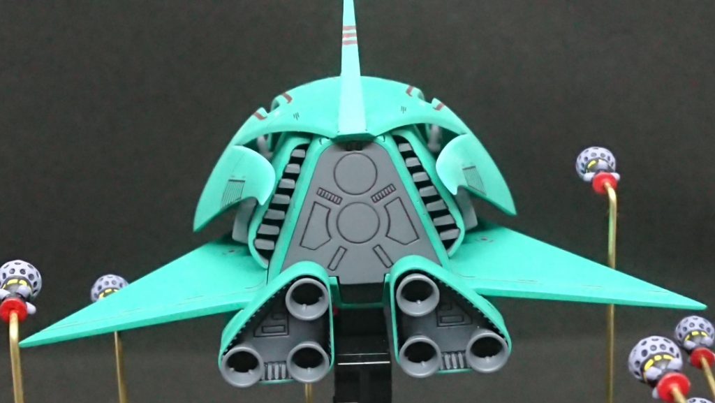 後バーニア周りの塗り訳が面倒と言えば面倒