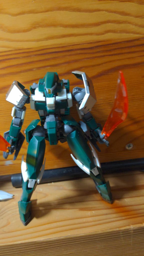 リジェネ(ここに剣術の達人が居るて聞いて来たんだけど)老人(フン、お主なぜ故に、ここに来た!剣術などになんの意味がある)
リジェネ(意味なんか無いよ笑俺はあんたの弟子になりたくて来たんだ!)老人(弟子だと!剣術とは言っても凶器になると言ってもいい教えた所で使う者が狂人ならそれまでだ。)
リジェネ(俺には何も無い。夢も希望もだけど困ってる人がいるなら助けてやりたいんだたとえ相手が望んでいなくても。剣術もその一つなんだだから頼む🙏。)老人(ワハワハワハ面白い奴だ良いだろ教えてやるワシの修行は厳しいぞ)こうしてリジェネは、剣術の基本的な事から全てを教わった。