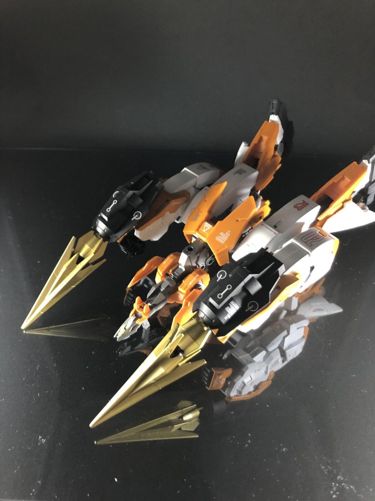 アーマーのギガントドリル単体で見るとこんな感じです。

まぁ足つける位置がちょっと無理してんなぁ感はありますけどもそれなりに形にはできたと思います。