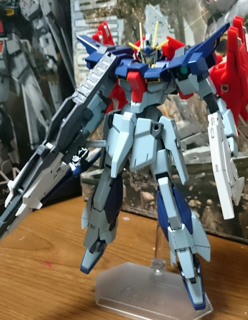 ・ライトニングガンダム ストライダー
ライトニング+LBWS Mk-III
このLBWSだけ当時品。他はすべてここ数日でつくったものっス