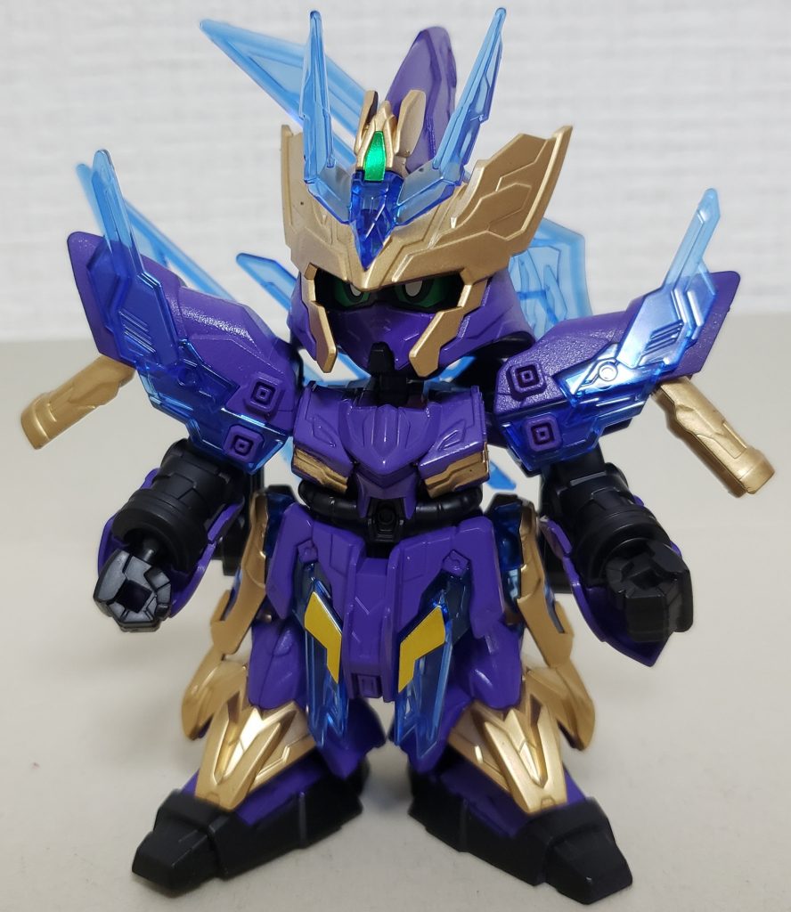 マスクも選択式で再現可能。ムーンガンダム風に塗っても良かったかも。(そもそもバルギルはサイコプレート背負わんよな)